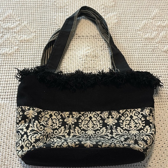 WN Zag Bag Large Fringe Shoulder Tote Handbag - Picture 2 of 10